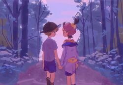  2boys bag black_hair black_socks chinese_commentary commentary_request eye_contact fanny_pack florian_(pokemon) from_behind grey_shirt hat highres holding_hands jacket kieran_(pokemon) long_sleeves looking_at_another male_focus multiple_boys off_shoulder outdoors pokemon pokemon_scarlet_and_violet purple_hair purple_shorts qianzhi_(akv31dh8ypasgvx) red_shirt shirt short_sleeves shorts sky sleeveless sleeveless_shirt socks standing tree twilight yellow_bag 