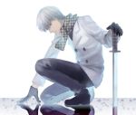  alternate_costume artist_name black_gloves blue_eyes buttons coat gloves katana looking_at_viewer male narukami_yuu one_knee persona persona_4 profile reflection robinexile scarf short_hair signature silver_hair sword weapon white_background 