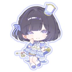  1girl arm_behind_back ben-day_dots black_hair blue_bow blue_gem blue_ribbon blue_shirt blue_skirt blue_wrist_cuffs blush bow bow_legwear bowtie brooch chibi chibi_only commentary_request dot_nose full_body gakuen_idolmaster gem grin hair_ribbon hand_up hat hat_bow hataya_misuzu highres holding holding_baton holding_behind_back idolmaster jewelry layered_skirt looking_at_viewer mini_hat mini_shako_cap mole mole_under_mouth multicolored_shirt multicolored_skirt outline purple_bow purple_hat purple_outline purple_ribbon purple_shoes ribbon screentones shako_cap shirt shoes short_hair simple_background skirt smile socks solo standing standing_on_one_leg swept_bangs tassel thigh_bow thigh_strap tilted_headwear violet_eyes white_background white_bow white_bowtie white_shirt white_skirt white_socks wrist_cuffs yuusuke_(yyy_xp) 