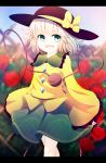  blonde_hair bow dise eyeball flower green_eyes hat heart heart_of_string highres komeiji_koishi letterboxed open_mouth rose short_hair skirt smile solo third_eye touhou 