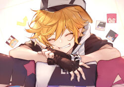  1boy ^_^ aotu_world arrow_(symbol) baseball_cap black_gloves black_hat blonde_hair blue_eyes character_doll character_pillow closed_eyes doll facing_viewer fingerless_gloves gloves grey_(aotu_world) grin hair_between_eyes hat hood hood_down hoodie index_finger_raised kaili_(aotu_world) king_(aotu_world) male_focus multicolored_hat multicolored_hoodie phantom.s pointy_ears short_hair short_sleeves smile solo teeth upper_body v vv10031 white_background white_hat white_hoodie 