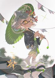  1girl black_haori bow-shaped_hair bright_pupils cross-shaped_pupils earrings flipped_hair full_body grey_hair grey_kimono haori highres holding holding_umbrella inkling japanese_clothes jewelry kimono long_sleeves marie_(kimono)_(splatoon) marie_(splatoon) mole mole_under_eye official_alternate_costume oil-paper_umbrella orange_eyes parted_lips pointy_ears print_kimono short_hair solo splatoon_(series) splatoon_2 standing symbol-shaped_pupils tabi tentacle_hair towo_nita umbrella waraji white_pupils wide_sleeves 