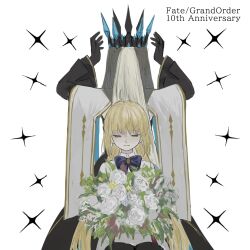  2girls ahoge artoria_caster_(fate) artoria_pendragon_(fate) black_dress black_gloves blonde_hair braid crown dress fate/grand_order fate_(series) flower gloves green_eyes hair_between_eyes half_up_braid highres long_hair long_sleeves morgan_le_fay_(fate) morgan_le_fay_(queen_of_winter)_(fate) multiple_girls ponytail rurubusandayo simple_background sitting smile standing veil very_long_hair white_background white_hair 