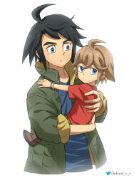  2boys absurdres ahoge akane_(akaneoekaki0928) black_hair blue_eyes blue_shirt brown_hair carrying child child_carry commentary green_jacket gundam gundam_tekketsu_no_orphans highres jacket long_sleeves male_focus mikazuki_augus multiple_boys open_clothes open_jacket red_shirt shirt short_hair simple_background t-shirt twitter_logo twitter_username white_background 
