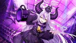  animal_on_head bird bird_on_head black_horns braid braided_bangs character_signature collar crow_(la+_darknesss) demon_girl demon_horns highres hololive holox horns huge_horns kage_no_jitsuryokusha_ni_naritakute! kage_no_jitsuryokusha_ni_naritakute!_master_of_garden la+_darknesss la+_darknesss_(1st_costume) metal_collar multicolored_hair non-web_source on_head pointy_ears purple_hair purple_horns screen sleeves_past_fingers sleeves_past_wrists speaker stage stage_lights streaked_hair striped_horns virtual_youtuber 