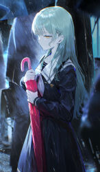  1girl bang_dream! bang_dream!_it&#039;s_mygo!!!!! black_skirt brown_eyes closed_mouth closed_umbrella commentary_request green_hair grey_neckerchief hair_ornament hairclip half-closed_eyes highres holding holding_umbrella ji_dao_ji long_hair long_sleeves neckerchief pleated_skirt puffy_long_sleeves puffy_sleeves rain red_umbrella skirt sleeves_past_wrists solo_focus umbrella very_long_hair wakaba_mutsumi wet 