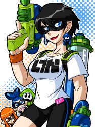 &gt;:&lt; 1boy 2girls :d artist_name bayonetta bayonetta_(character) bayonetta_(series) black_hair black_shorts blue_eyes blue_hair breasts cosplay crossover dual_wielding earrings female gun inkling inkling_boy inkling_girl inkling_player_character lips looking_at_viewer looking_to_the_side looking_up multicolored_background orange_eyes orange_hair print_shirt r.case red_lips shirt short_hair shorts simple_background smile splatoon splatoon_(series) splatoon_1 splattershot_(splatoon) t-shirt tentacle_hair text_print weapon white_shirt wrist_cuffs