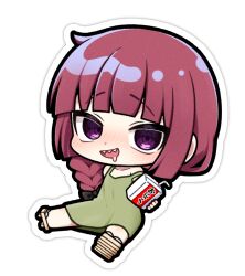  1girl black_bow blunt_bangs blush bocchi_the_rock! bow braid carton chibi chibi_only commentary_request dress drinking_straw drooling full_body geta green_dress hair_bow hiroi_kikuri holding_carton korean_commentary long_hair nose_blush open_mouth outline red_hair saliva sharp_teeth simple_background single_braid smile solo teeth translation_request tyjang upper_teeth_only violet_eyes white_background white_outline 
