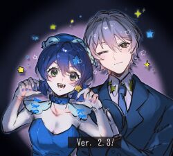  1boy 1girl belle_(zenless_zone_zero) blue_choker blue_dress blue_hair blue_jacket blue_necktie brother_and_sister choker claw_pose collared_shirt commentary_request crossed_bangs dress green_eyes grey_hair highres jacket looking_at_viewer necktie one_eye_closed shirt short_hair siblings smile star_(symbol) suit_jacket upper_body vvo_uvv white_shirt wise_(zenless_zone_zero) zenless_zone_zero 