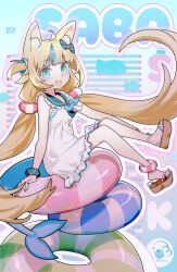  1girl ahoge animal_ears blonde_hair blue_bow blue_eyes blue_streaks bow cat_ears commentary dress fins fish_girl fish_tail hair_bow highres indie_virtual_youtuber klaeia long_hair looking_at_viewer low_twintails multicolored_hair one_side_up open_mouth sameko_saba sameko_saba_(1st_costume) smile solo streaked_hair tail twintails untranslatable_commentary very_long_hair virtual_youtuber white_dress 