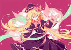  1girl arm_up black_hat black_shirt black_skirt blonde_hair blue_eyes bow chinese_commentary collared_shirt commentary cowboy_shot fairy_wings hair_bow hat holding holding_paper lily_black lily_white long_hair long_sleeves looking_at_viewer munchem-muni one_eye_closed paper parted_lips red_background red_bow shirt simple_background skirt skirt_set smile solo standing touhou waist_bow wings 