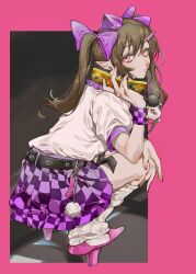  1girl absurdres brown_hair geta hat highres himekaidou_hatate holding holding_phone looking_at_viewer looking_back loose_socks phone pink_eyes plaid_clothes plaid_skirt pointy_ears purple_hat purple_skirt skirt socks solo squatting tokin_hat touhou twintails white_background yamazaki_tsukune 