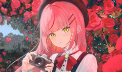  1girl absurdres aqua_(eos8012) aqua_hair aqua_streaks black_hat blonde_hair blonde_streaks camera commentary_request flower hanako_nana hands_up hat highres holding holding_camera korean_commentary looking_at_viewer multicolored_hair neck_ribbon parted_lips pink_hair red_hair red_ribbon red_streaks ribbon rose solo stellive streaked_hair too_many upper_body yellow_eyes 