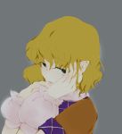  arm_warmers blonde_hair flat_gaze green_eyes grey_background hand_on_own_face hands mimimimimipom mizuhashi_parsee pointy_ears sad short_hair simple_background solo touhou 