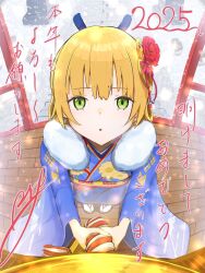  1girl 2025 :o alternate_costume bell black_ribbon blonde_hair blue_kimono blunt_bangs blush commentary_request dated day expressionless floral_print floral_print_kimono flower foreshortening from_above full_body fur-trimmed_kimono fur_trim furisode green_eyes hair_flower hair_ornament hair_ribbon happy_new_year heaven_burns_red highres holding holding_rope japanese_clothes kanzashi kimono light_particles long_sleeves looking_at_viewer looking_up medium_hair nanase_nanami_(heaven_burns_red) new_year outdoors parted_lips print_kimono psy_(artist) red_flower ribbon rope sandals shrine snow snowing solo standing tabi translation_request wide_sleeves winter zouri 