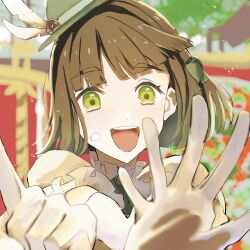  1girl :d ascot black_hair blunt_bangs blunt_ends blurry blurry_background bob_cut commentary_request frilled_sleeves frills green_ascot green_eyes green_hat hana_sakeba_yume_kakeru hat highres index_finger_raised jacket looking_at_viewer love_live! love_live!_hasu_no_sora_jogakuin_school_idol_club love_live!_hasu_no_sora_jogakuin_school_idol_club_bloom_garden_party momose_ginko open_mouth outstretched_crossed_arms outstretched_hand short_hair short_sleeves smile solo teeth tilted_headwear upper_body upper_teeth_only virtual_youtuber white_jacket zuisetsu 