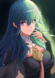  1girl armor black_armor black_cape blue_eyes blue_hair bodice breasts cape closed_mouth commentary_request female_byleth_(awakened)_(fire_emblem) female_byleth_(fire_emblem) fire_emblem fire_emblem:_three_houses green_eyes grey_hair hair_between_eyes heterochromia highres labebebe_lee large_breasts long_hair looking_at_viewer multicolored_hair official_alternate_hair_color simple_background solo split-color_hair upper_body vambraces 
