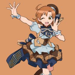 1girl :d ;d ahoge arm_up blue_bow blue_bowtie blue_skirt bow bowtie brown_hat brown_skirt commentary_request dated frilled_skirt frills hat highres idolmaster idolmaster_million_live! idolmaster_million_live!_theater_days layered_skirt musical_staff musical_staff_print official_alternate_costume one_eye_closed open_mouth orange_background orange_hair print_skirt print_wrist_cuffs short_hair simple_background skirt smile solo standing tarako_oniyon white_wrist_cuffs wrist_cuffs yabuki_kana yellow_eyes 