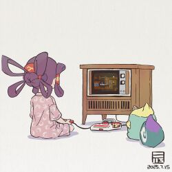  1girl artist_logo black_hair controller crt dated dial_television famicom famicom_controller from_behind game_console game_controller hair_rings highres holding holding_controller holding_game_controller lode_runner logo mizura nihongami pink_shirt pink_shorts playing_games playing_video_games quad_hair_rings sakuna-hime shirt short_hair short_sleeves shorts signature simple_background sitting tama-jii tensui_no_sakuna-hime white_background y_koichi 