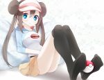  alternate_legwear black_legwear blue_eyes brown_hair double_bun feet female_protagonist_(pokemon_bw2) hat highres mei_(pokemon) no_shoes poke_ball pokemon pokemon_(game) pokemon_bw2 raglan_sleeves sitting skirt smile soles solo thighhighs usotsukiya visor visor_cap 