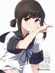  1girl black_eyes black_sailor_collar brown_hair commentary_request fubuki_(kancolle) fubuki_kai_ni_(kancolle) kantai_collection looking_at_viewer navel ponytail sailor_collar school_uniform serafuku shirt short_sleeves simple_background solo totoppo upper_body white_background white_shirt wiping_sweat 