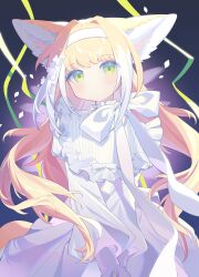  1girl absurdres animal_ears arknights black_background blonde_hair chinese_commentary colored_tips commentary_request dress fox_ears fox_girl green_eyes hairband highres long_hair long_sleeves miaoneko multicolored_hair parted_lips puffy_long_sleeves puffy_sleeves solo streamers suzuran_(arknights) two-tone_hair v_arms white_dress white_hair white_hairband 