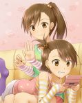  bare_shoulders brown_eyes brown_hair couch futami_ami futami_mami grin idolmaster komore multiple_girls nintendo_3ds short_hair siblings side_ponytail sisters sitting skirt smile star twins 