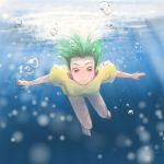  barefoot bubble freediving green_hair hatsuseno_alpha highres long_hair shirt smile swimming underwater yokohama_kaidashi_kikou 