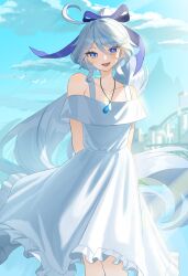  1girl ahoge arms_behind_back bare_shoulders bird blue_eyes blue_hair blue_pupils blue_ribbon blue_sky clouds collarbone commentary_request cowboy_shot day donidemonare000 dress eyelashes furina_(genshin_impact) genshin_impact hair_between_eyes hair_ribbon heterochromia highres jewelry long_hair mismatched_pupils multicolored_hair necklace open_mouth outdoors ribbon sky smile solo streaked_hair symbol-shaped_pupils two-tone_hair very_long_hair white_dress white_hair 