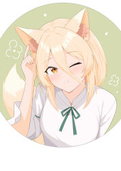  1girl absurdres animal_ear_fluff animal_ears arm_up blonde_hair breasts closed_mouth commentary_request dot_nose flower_symbol fox_ears fox_girl fox_tail green_background green_ribbon hair_between_eyes highres kudamaki_tsukasa light_blush long_hair_between_eyes looking_at_viewer medium_breasts medium_hair naomi-chan neck_ribbon one_eye_closed ribbon romper short_sleeves simple_background smile solo tail touhou upper_body white_background white_romper yellow_eyes 