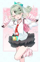  1girl :d ;d absurdres arm_warmers bag black_choker black_skirt choker commentary_request double_v earrings green_eyes green_hair green_nails hair_ornament hairclip heart highres jewelry leg_warmers looking_at_viewer musical_note_earrings necktie niyaya_88 one_eye_closed open_mouth pink_bag red_necktie shirt short_sleeves skirt smile solo standing standing_on_one_leg striped_arm_warmers striped_leg_warmers sunna_(zenless_zone_zero) v white_shirt white_wings winged_bag wings zenless_zone_zero 
