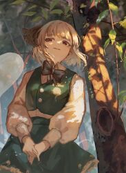  1girl black_bow black_bowtie black_hairband bow bowtie commentary cropped duplicate ghost green_skirt green_vest grey_hair hairband highres konpaku_youmu konpaku_youmu_(ghost) kyanonpan50 long_sleeves looking_at_viewer open_mouth outdoors red_eyes shirt short_hair skirt solo touhou tree vest white_shirt 