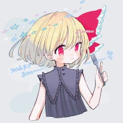  1girl alternate_costume black_shirt blonde_hair blush bow closed_mouth collared_shirt commentary_request dated fork frilled_shirt_collar frills grey_background hair_bow highres holding holding_fork looking_at_viewer m_(m073111) red_bow red_eyes rumia shirt short_hair simple_background sleeveless sleeveless_shirt smile solo touhou translation_request upper_body 