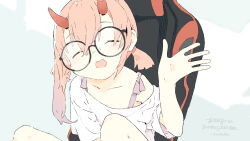  1girl ^_^ black-framed_eyewear broken_horn camisole chair closed_eyes commentary_request crossed_bangs facing_viewer gaming_chair glasses gradient_hair green_background hair_between_eyes hand_up highres horns indie_virtual_youtuber kaizuka_(mintfield) kanehira_ame knees_up multicolored_hair oni open_hand open_mouth oversized_clothes oversized_shirt pink_hair purple_camisole purple_hair red_horns round_eyewear shirt short_side_ponytail side_ponytail simple_background sitting smile solo swivel_chair two-tone_background virtual_youtuber white_background white_shirt 