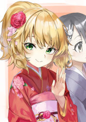  2girls absurdres blonde_hair closed_mouth commentary floral_print floral_print_kimono flower furisode green_eyes hair_flower hair_ornament haruyuki_(gffewuoutgblubh) highres idolmaster idolmaster_cinderella_girls japanese_clothes kanzashi kimono medium_hair multiple_girls obi official_alternate_costume official_alternate_hairstyle pink_sash ponytail print_kimono red_kimono sakurai_momoka sasaki_chie sash smile solo_focus upper_body waving 
