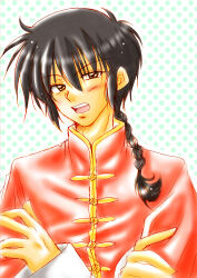  1boy black_hair braid brown_eyes chinese_clothes commentary_request crossed_arms green_background hair_over_shoulder highres kochomi long_hair male_focus open_mouth outline polka_dot polka_dot_background ranma_1/2 red_shirt saotome_ranma saotome_ranma_(male) shirt sidelocks single_braid solo teeth translation_request upper_body upper_teeth_only white_outline 