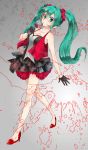  cup gloves green_eyes green_hair hatsune_miku high_heels highres long_hair pecchii scrunchie shoes solo twintails very_long_hair vocaloid walking wine_glass 