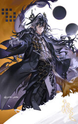  1boy absurdres arknights artist_name bandaged_neck bandages belt black_bandages black_hair black_robe colored_extremities dragon_boy dragon_horns dragon_tail eastern_dragon_horns eastern_dragon_tail fur-tipped_tail go_stone gold_ring grey_eyes heterochromia highres holding_go_stone horns male_focus robe soda_same tail thick_tail very_long_tail wang_(arknights) white_hair white_hands yellow_eyes 