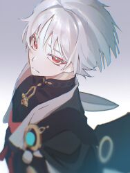  1boy albino alternate_color alternate_eye_color alternate_hair_color bishounen black_bodysuit black_cape black_shorts blue_gem blunt_ends bodysuit bright_pupils cape choppy_bangs closed_mouth feathers from_above gem genshin_impact gold highres japanese_clothes juban kimono looking_at_viewer male_focus mandarin_collar o8su37sa_1 open_clothes open_kimono pom_pom_(clothes) red_eyes red_kimono red_rope rope scaramouche_(genshin_impact) shorts shoulder_peek side_cape solo tassel tsurime vision_(genshin_impact) wanderer_(genshin_impact) white_background white_hair white_kimono white_pupils yellow_feathers 