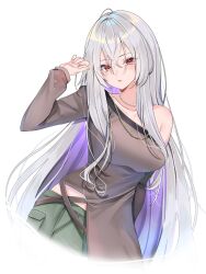  1girl arm_behind_back arm_up brown_sweater closed_mouth colored_inner_hair commentary_request cropped_legs gakuen_idolmaster gold_necklace green_shorts grey_hair highres idolmaster jewelry long_hair looking_at_viewer multicolored_hair necklace pearl_necklace purple_hair red_eyes shirakusa_gekka shorts simple_background single-shoulder_sweater single_bare_shoulder solo sweater very_long_hair white_background yuanagae 