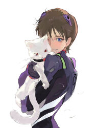  1boy absurdres animal blue_eyes brown_hair cat closed_mouth highres holding holding_animal holding_cat ikari_shinji interface_headset_(evangelion) male_focus mecha_pilot_suit neon_genesis_evangelion plugsuit_(evangelion) short_hair smile solo ssssenferda upper_body white_background white_cat 