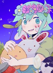  1boy amecandle_143 antenna_hair basil_(headspace)_(omori) basil_(omori) blue_overalls blush colored_skin commentary commentary_request english_commentary expressionless flower flower_wreath forest_bunny_(omori) green_eyes green_hair green_shirt head_wreath highres hug looking_at_viewer male_focus omori omori_(omori) open_mouth overalls purple_sky shirt short_sleeves sidelocks sky smile sprout_mole sticker sticker_on_face tulip upper_body white_flower white_skin white_tulip 