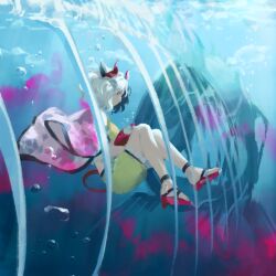  1girl air_bubble animal_ears animal_print black_hair bubble commentary_request cow_ears cow_girl cow_horns cow_print cow_tail crop_top frilled_shorts frills grey_hair haori horns japanese_clothes kaigen_1025 multicolored_hair red_eyes red_horns red_sandals red_tail sandals shorts split-color_hair submerged surreal tail tank_top touhou two-tone_hair underwater ushizaki_urumi yellow_shorts yellow_tank_top 