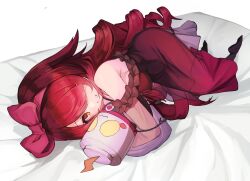  1girl :3 :d absurdres bare_shoulders bow_hairband brown_hair commentary_request dress gradient_hair grin hair_over_one_eye hairband highres hololive hug long_hair looking_at_viewer lying multicolored_hair o_o official_alternate_costume official_alternate_hairstyle on_bed on_side open_mouth red_dress red_hair ringlets roboco-san roboco-san_(night_dress) robosaa_(roboco) simple_background smile sue_(bg-bros) swept_bangs two-tone_hair virtual_youtuber white_background yellow_eyes 