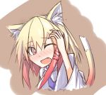  alternate_hair_color animal_ears blonde_hair blush brown_background cat_ears cat_tail fang gradient_hair ichiyan long_sleeves looking_at_viewer moriya_suwako multicolored_hair nose_blush open_mouth red_hair short_hair solo tail touhou two-tone_hair wide_sleeves wink yellow_eyes 