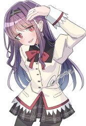  00aa357878 1girl black_hair black_hairband bow bowtie commentary_request hairband highres juliet_sleeves long_hair long_sleeves mahou_shoujo_madoka_magica mahou_shoujo_madoka_magica:_walpurgis_no_kaiten mitakihara_school_uniform puffy_sleeves red_bow red_bowtie red_eyes school_uniform simple_background skirt smile solo wasu_(madoka_magica) 