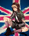  ankle_boots axis_powers_hetalia blonde_hair boots eyebrows flag frown gloves goggles goggles_on_head green_eyes gun hat kneehighs male military military_uniform npa open_mouth shirt shorts sitting socks sweat tongue uniform union_jack united_kingdom united_kingdom_(hetalia) weapon 