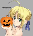  ahoge azu azu-lite blonde_hair fate/stay_night fate_(series) green_eyes hair_ribbon halloween jack-o&#039;-lantern jack-o'-lantern pumpkin ribbon saber solo 