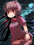  asymmetrical_wings bow brown_eyes grin hakika houjuu_nue pointy_ears puffy_sleeves red_eyes short_hair short_sleeves slit_pupils smile solo thigh-highs thighhighs touhou wings 