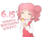  birthday closed_eyes double_bun eyes_closed hidamari_sketch hiro holding_gift minamito pink_hair smile 